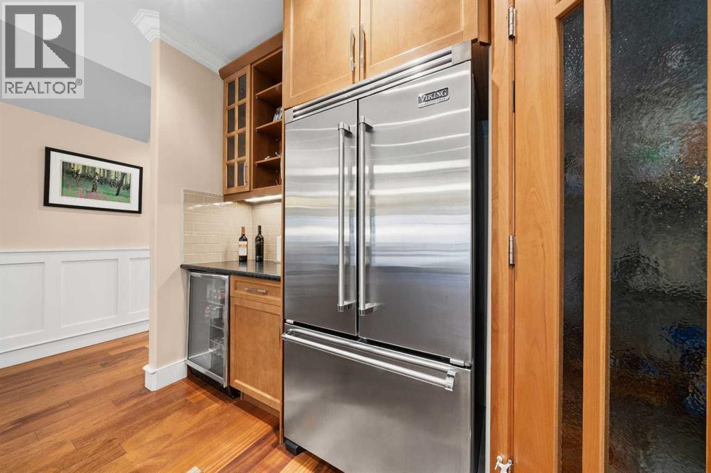 2108 31 Avenue SW - Image 8