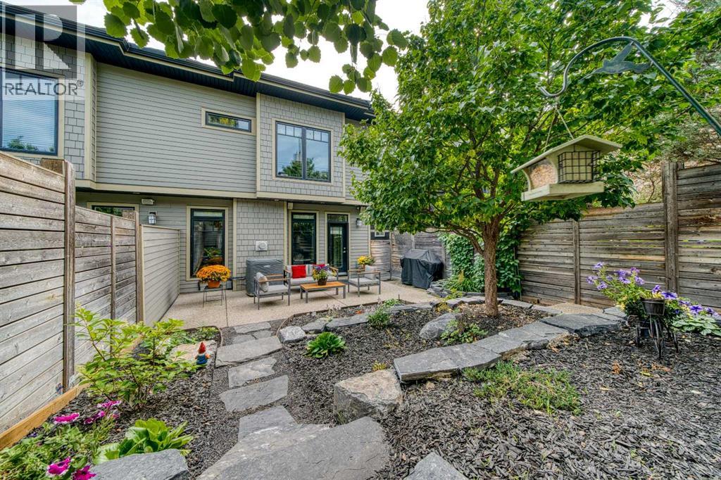 2108 31 Avenue SW - 43