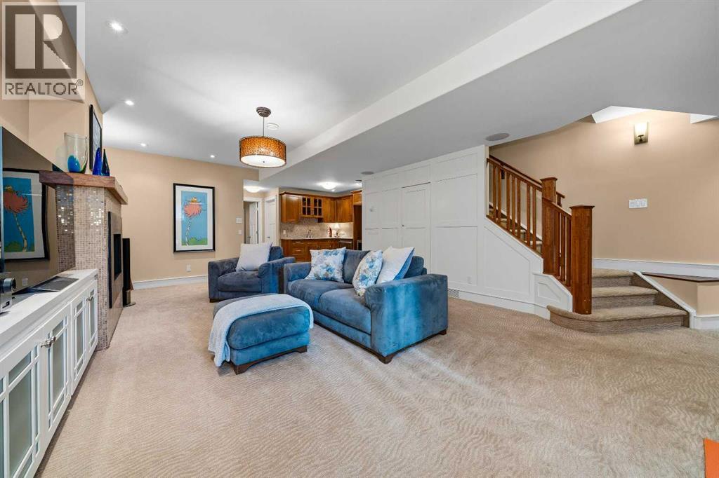 2108 31 Avenue SW - Image 34