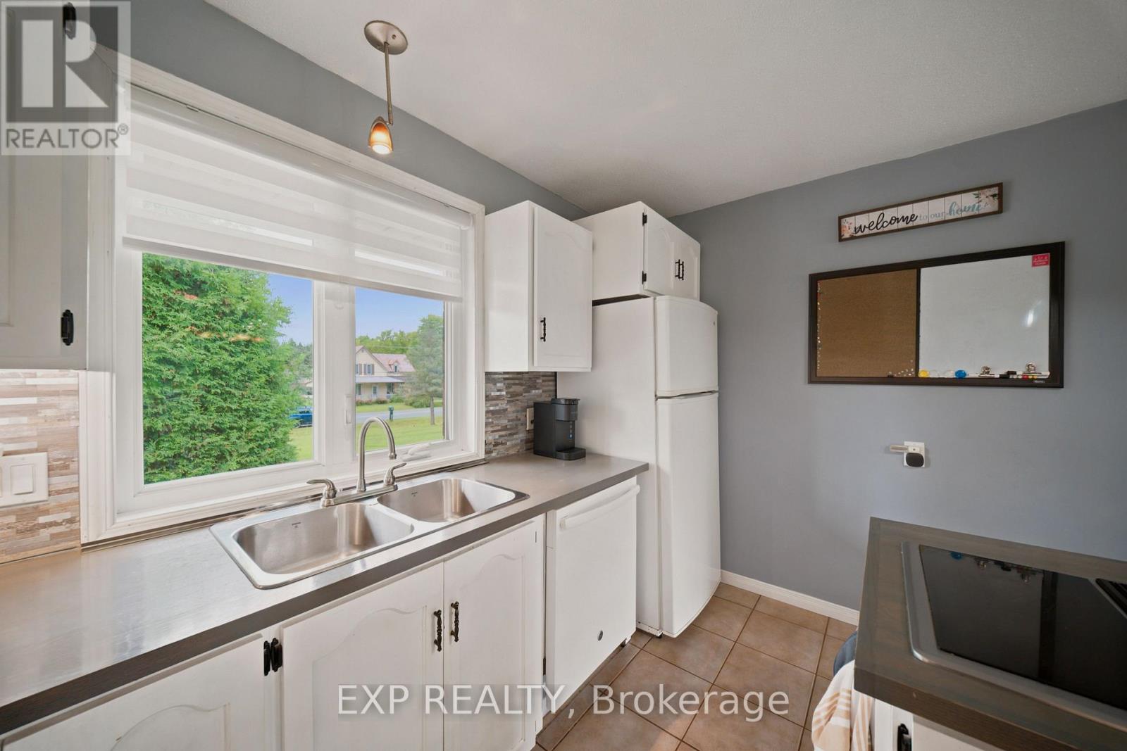 1445 DU LAC ROAD - Image 15