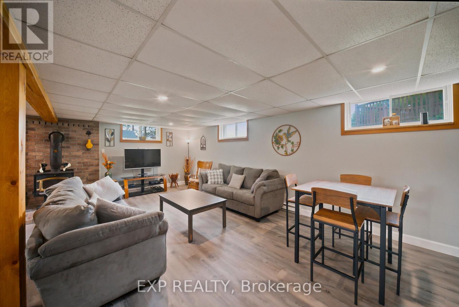 1445 DU LAC ROAD - Image 27