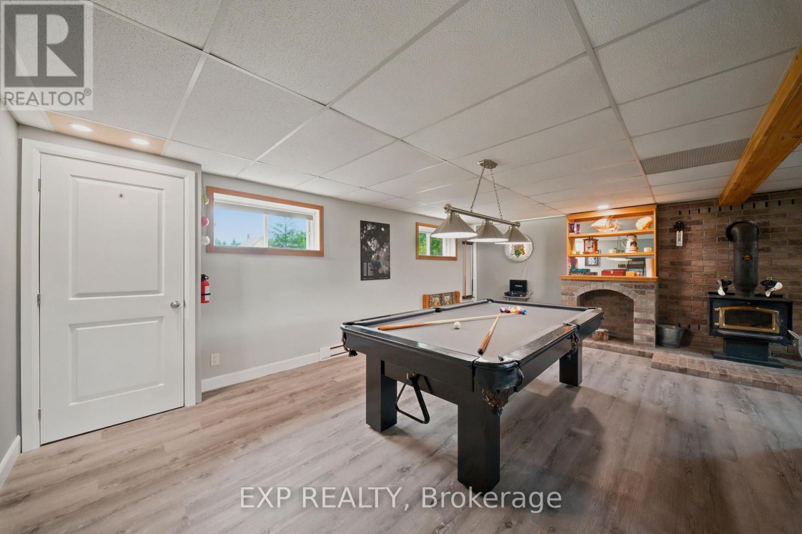 1445 DU LAC ROAD - Image 29