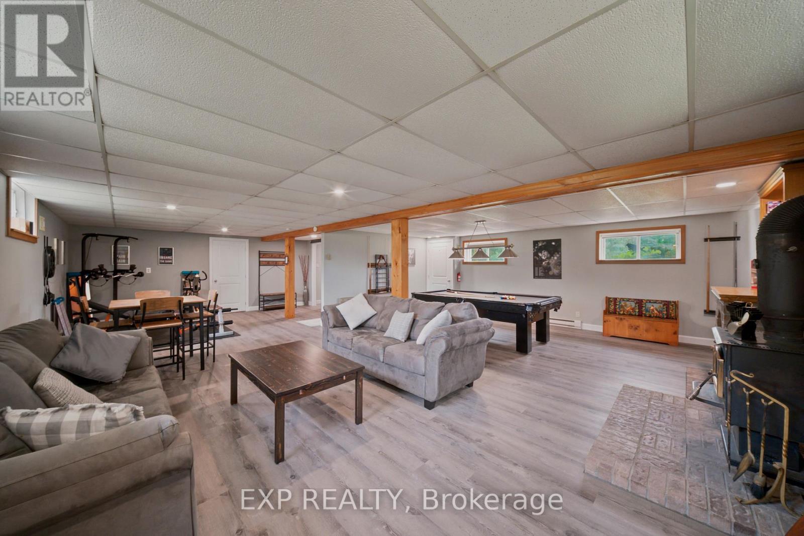 1445 DU LAC ROAD - Image 31