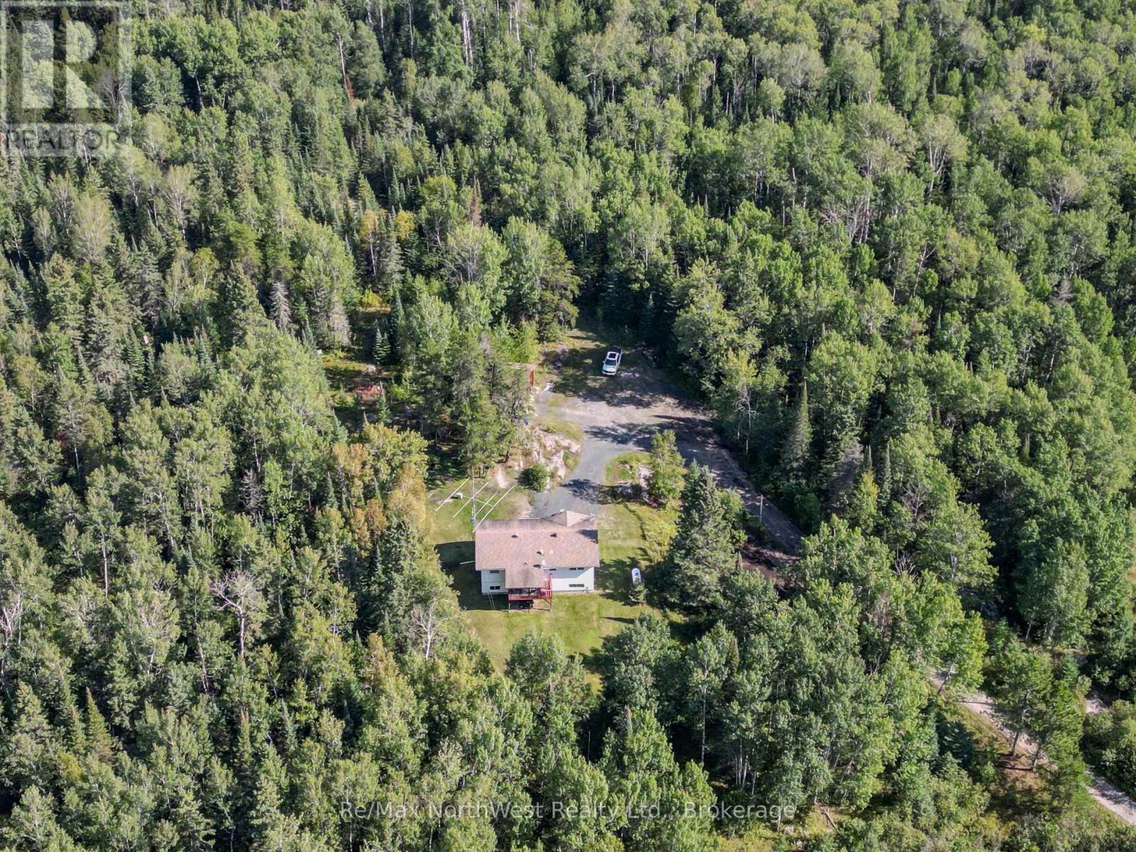 693 CARLTON ROAD - Image 46