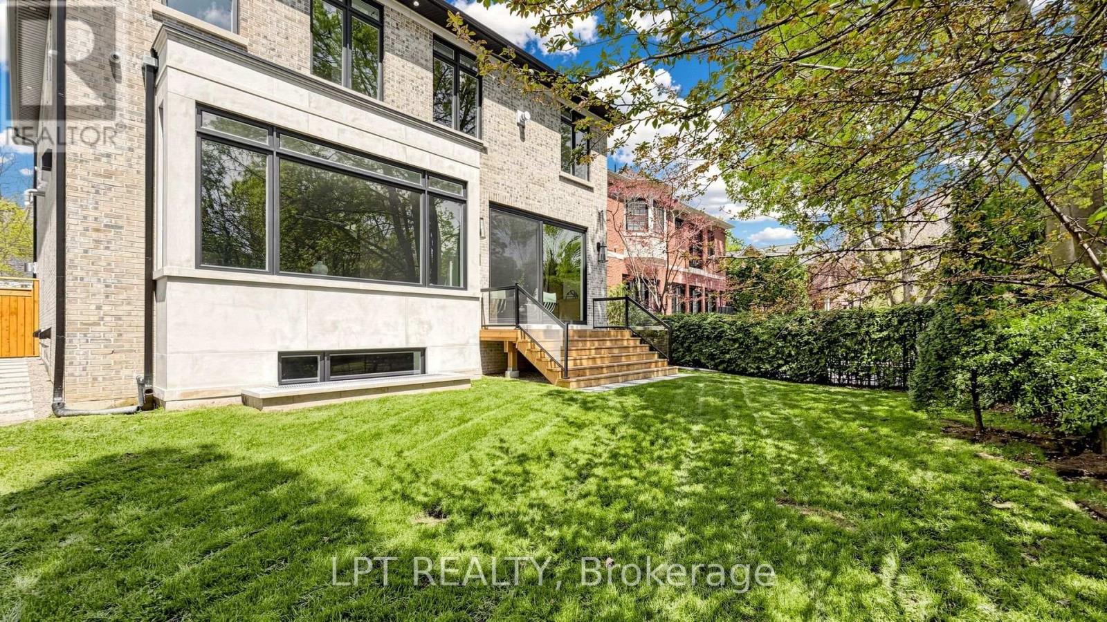 431 HEATH STREET E - 36