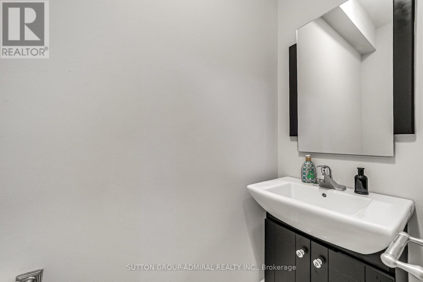 18 BUCKHORN AVENUE - 11