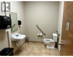 3063 Walker Road Unit# 104, Windsor, ON N8W3R4 Photo 10