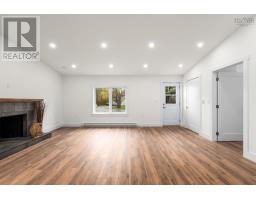 1649 Avondale Road, Mantua, NS B0N2A0 Photo 10