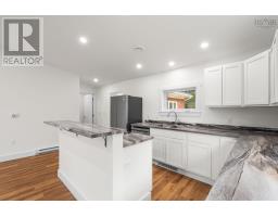 1649 Avondale Road, Mantua, NS B0N2A0 Photo 15