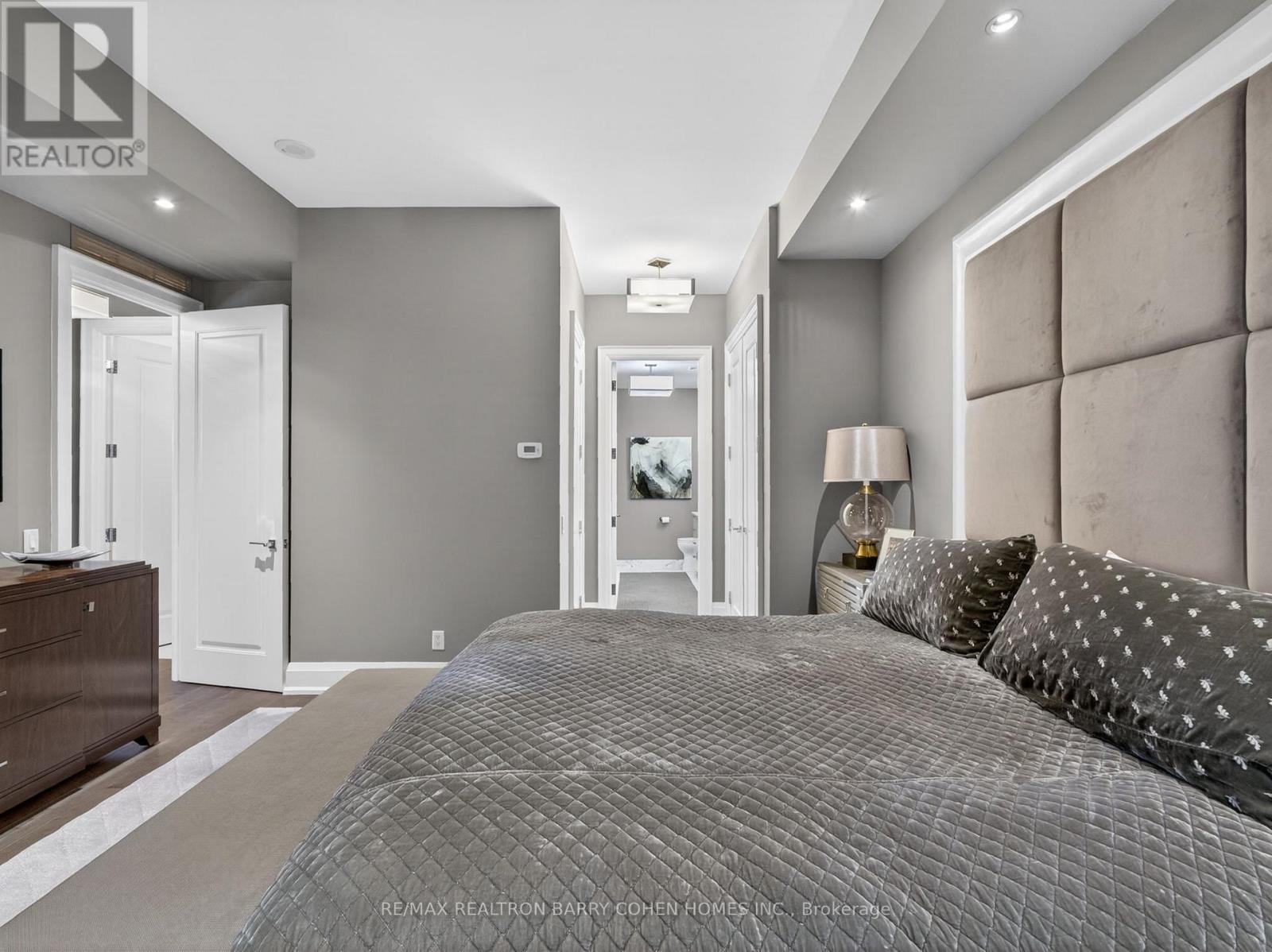 #1202 88 DAVENPORT ROAD - Image 22