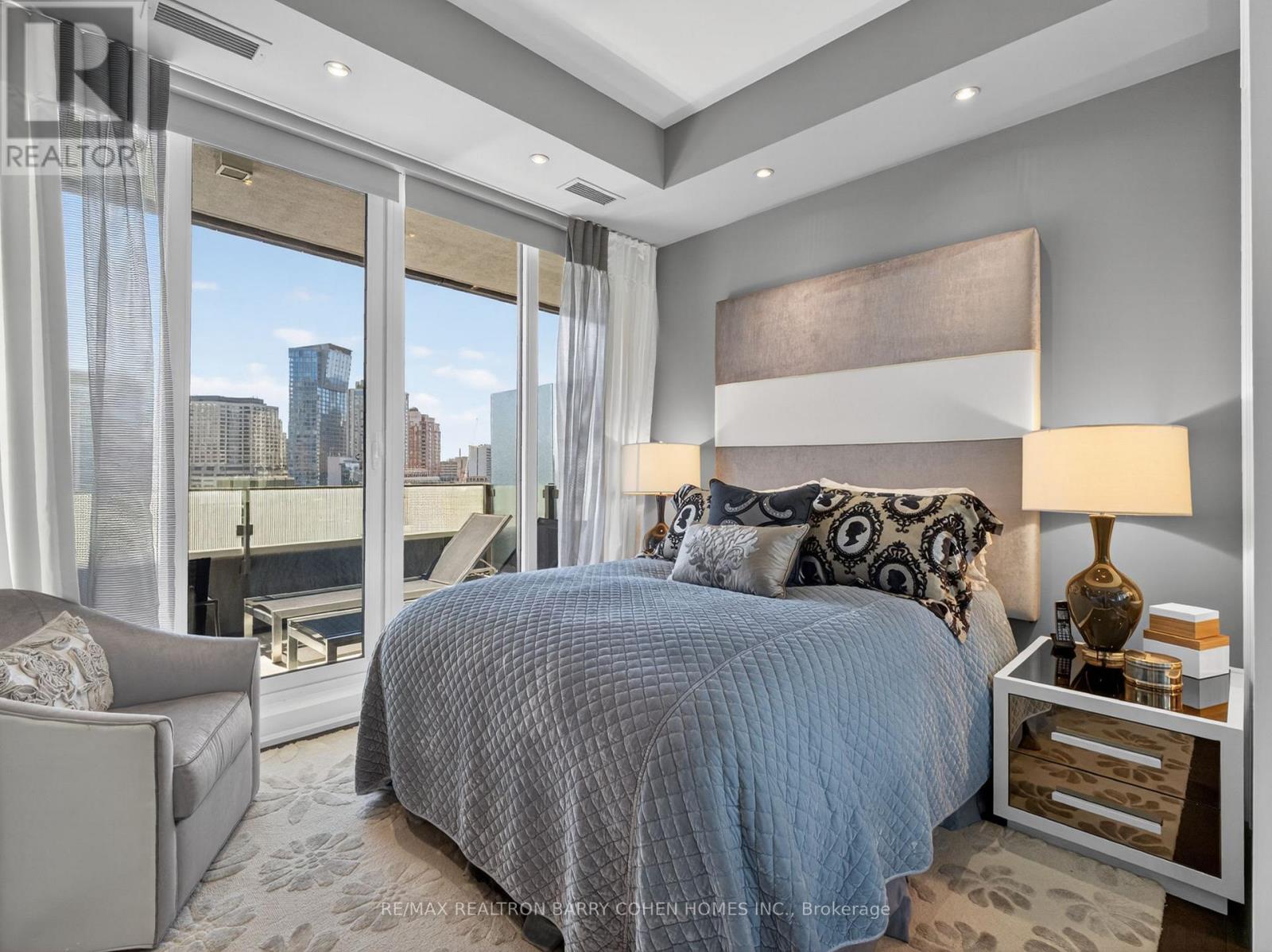 #1202 88 DAVENPORT ROAD - Image 26