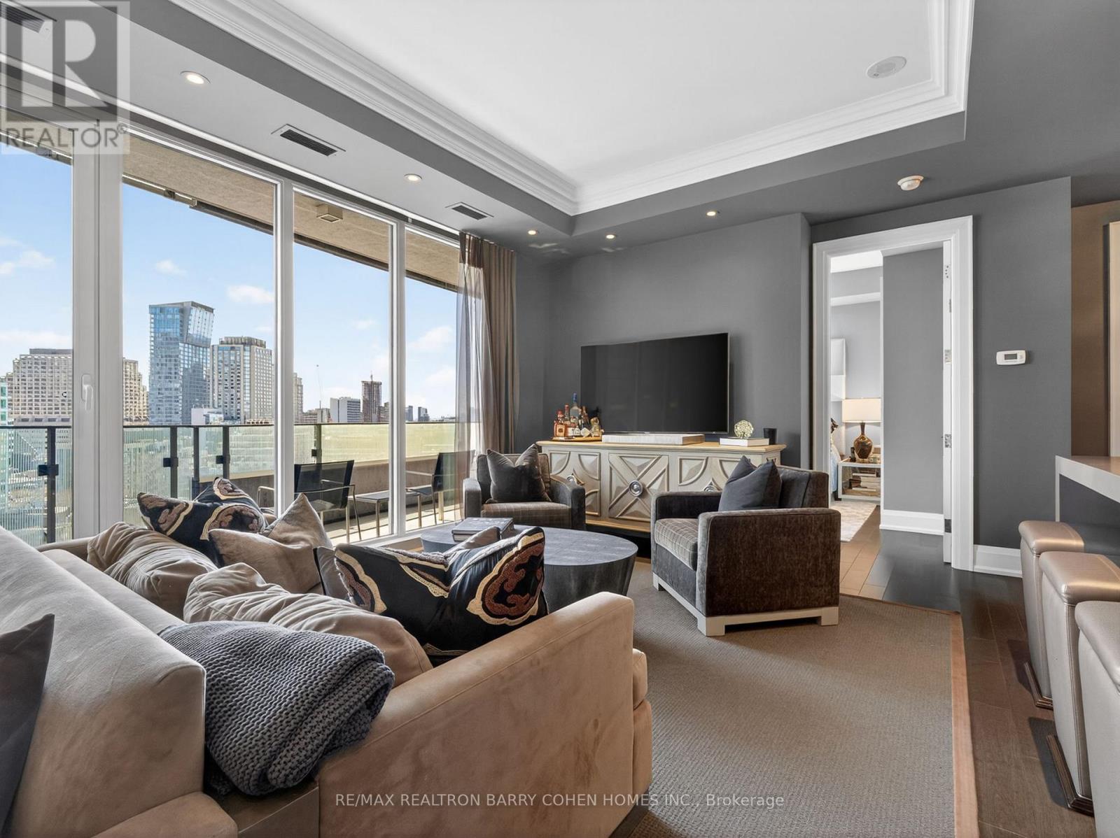 #1202 88 DAVENPORT ROAD - 9