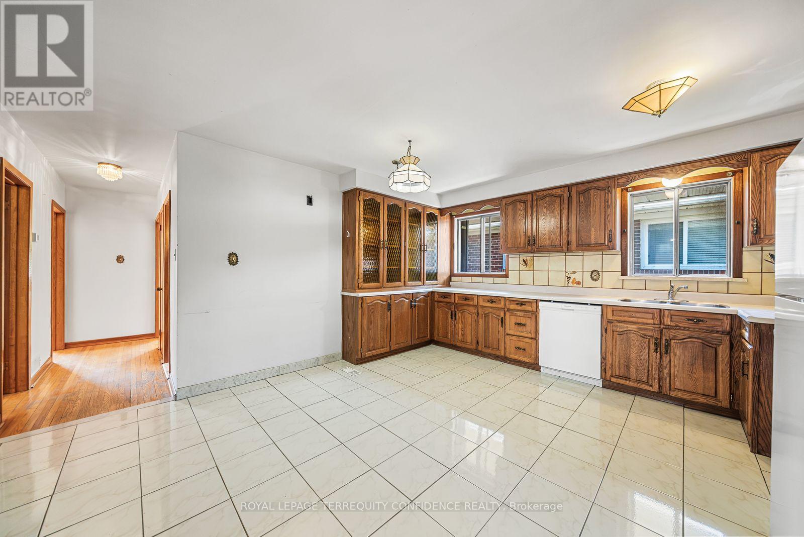 265 HORSHAM AVENUE - Image 6