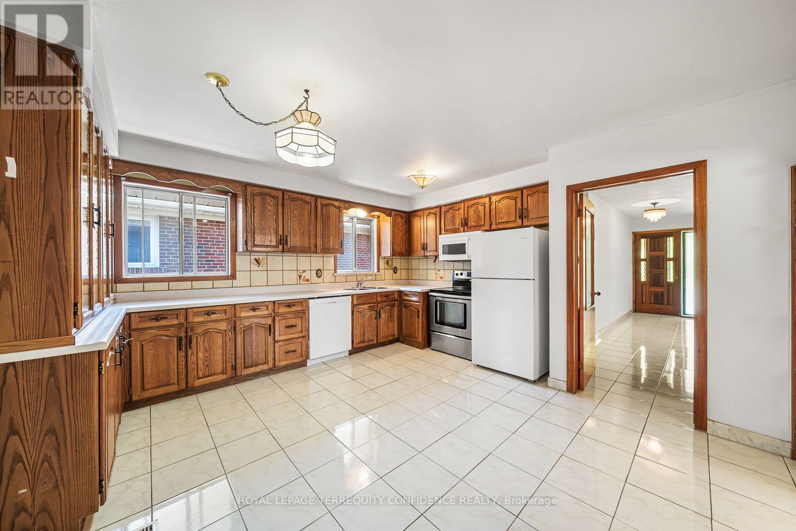265 HORSHAM AVENUE - Image 8