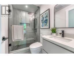195 Albany Avenue, Toronto, ON M5R3C7 Photo 15