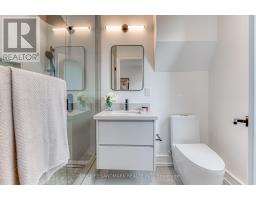 195 Albany Avenue, Toronto, ON M5R3C7 Photo 17