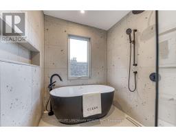 195 Albany Avenue, Toronto, ON M5R3C7 Photo 24