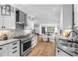 Family room - 487 Winnett Avenue, Toronto, ON M6C3M6 Photo 10