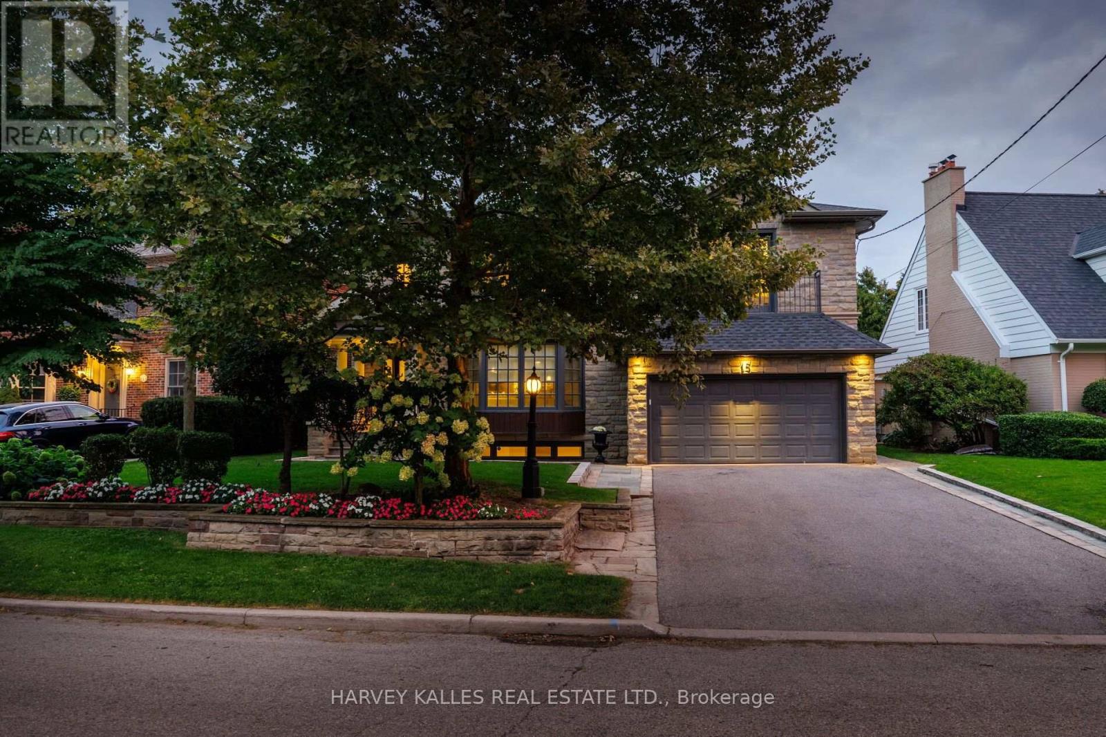 15 Moorehill Drive, Toronto — photo 3