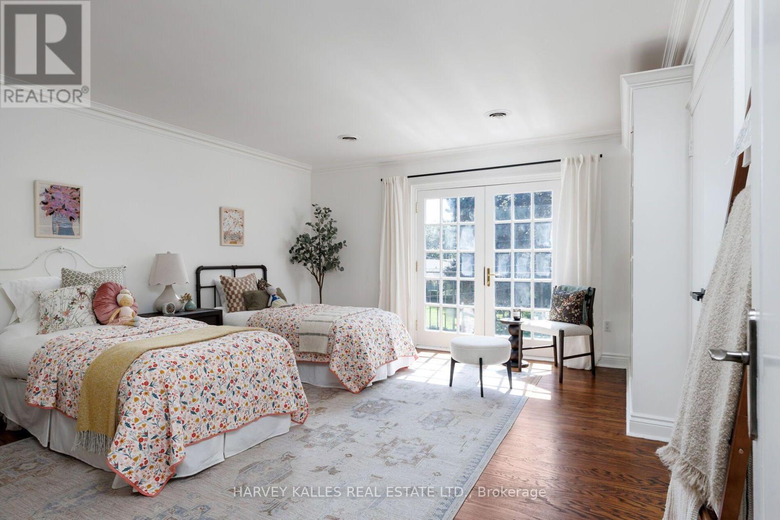 15 MOOREHILL DRIVE - Image 32