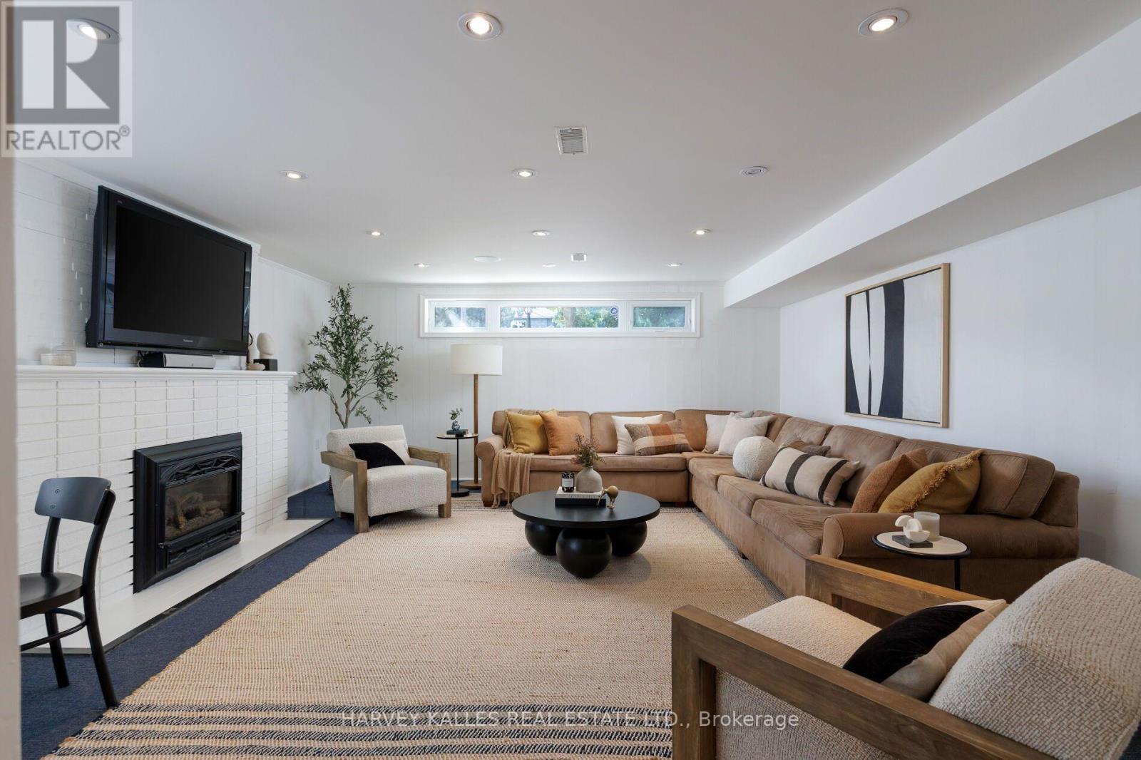 15 MOOREHILL DRIVE - Image 37