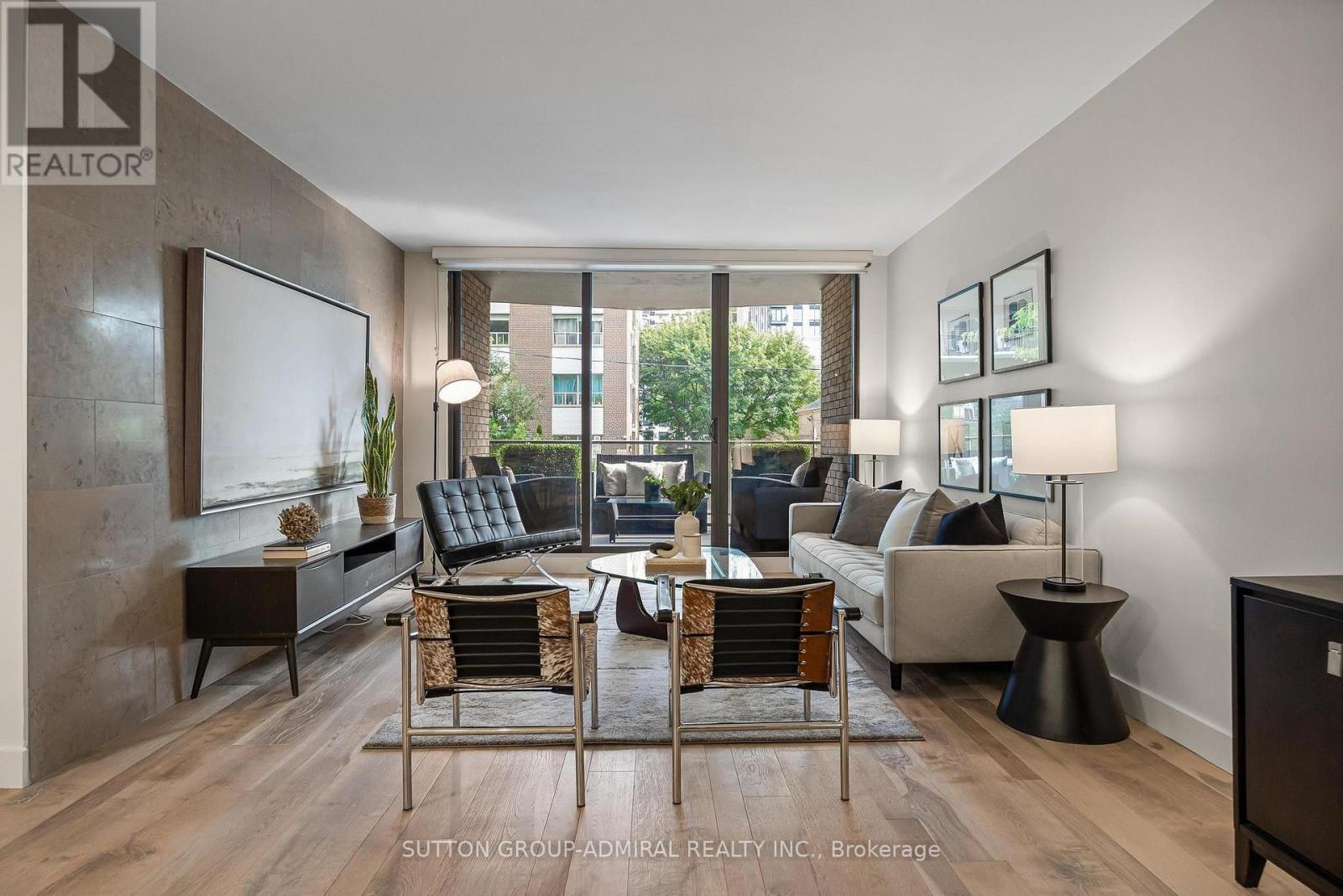 #206 350 LONSDALE ROAD - Image 6