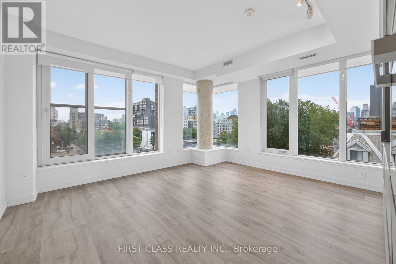 #702 2 AUGUSTA AVENUE - Image 10