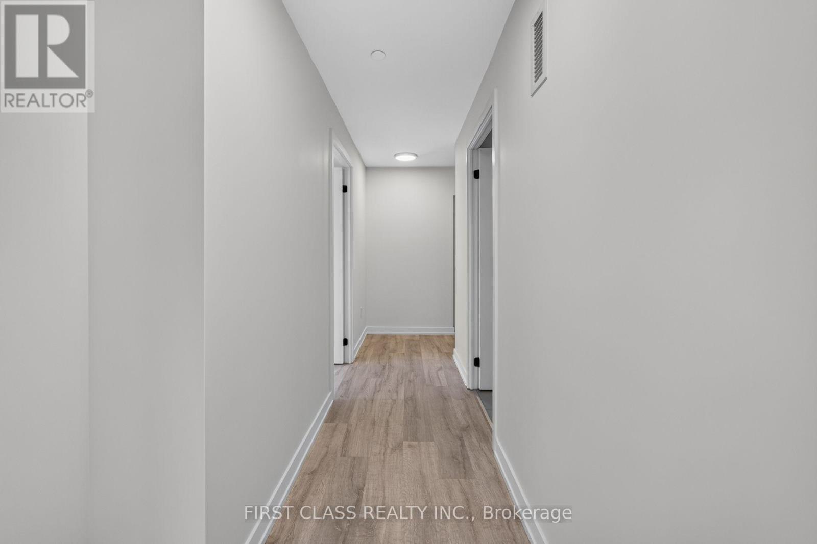 #702 2 AUGUSTA AVENUE - Image 9