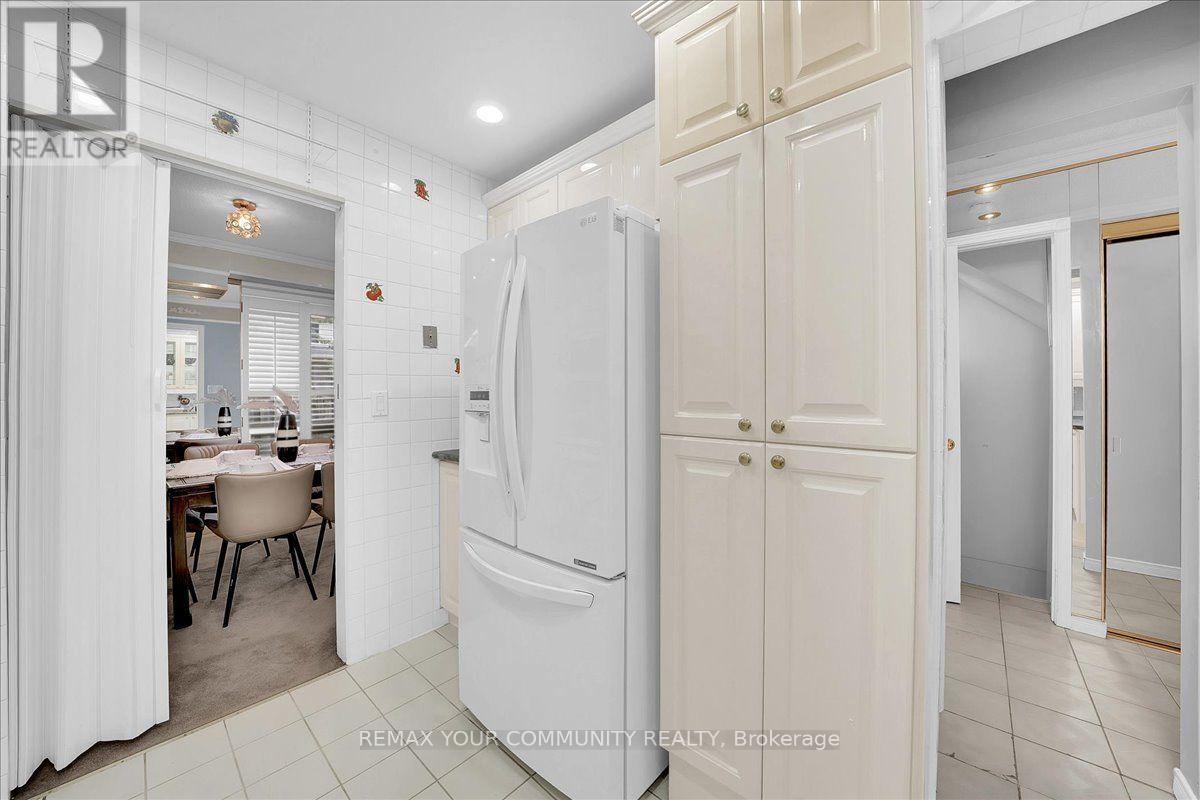 #56 50 BLACKWELL AVENUE - 11