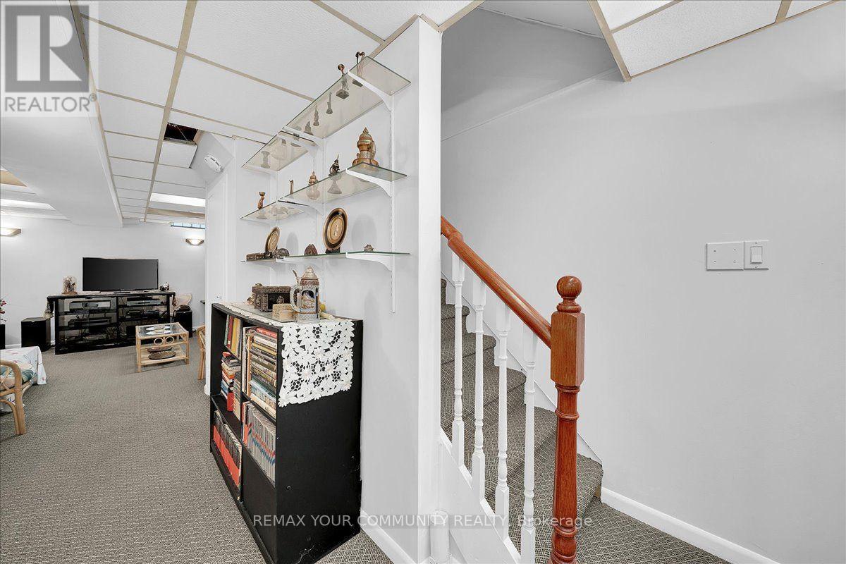 #56 50 BLACKWELL AVENUE - 20
