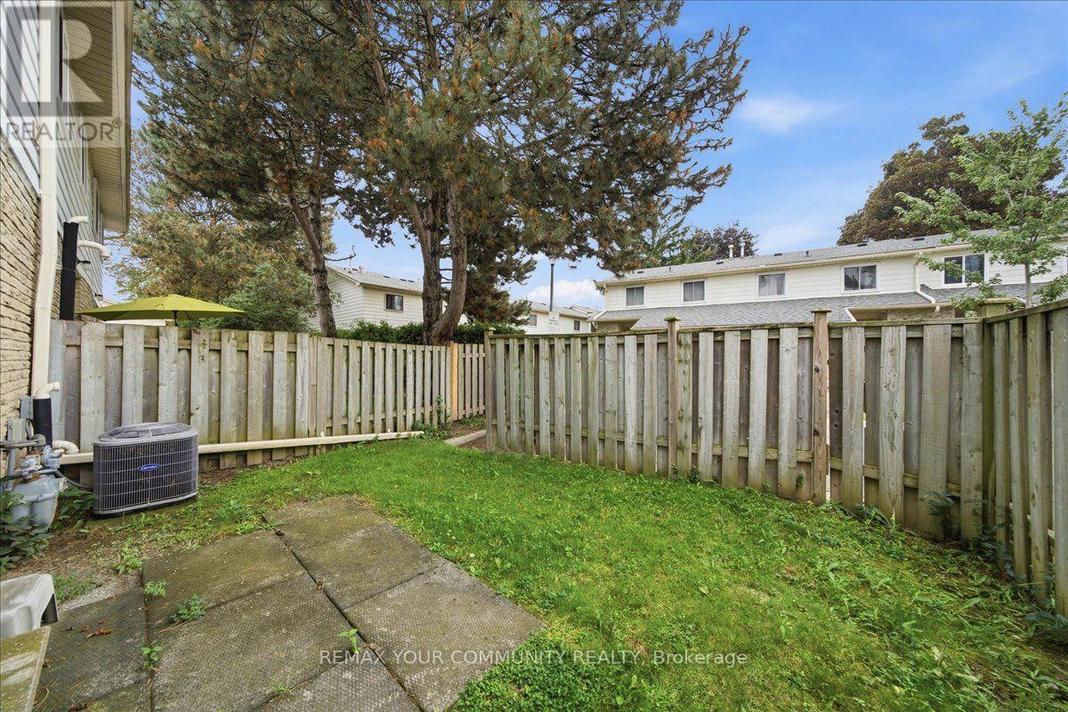 #56 50 BLACKWELL AVENUE - 29