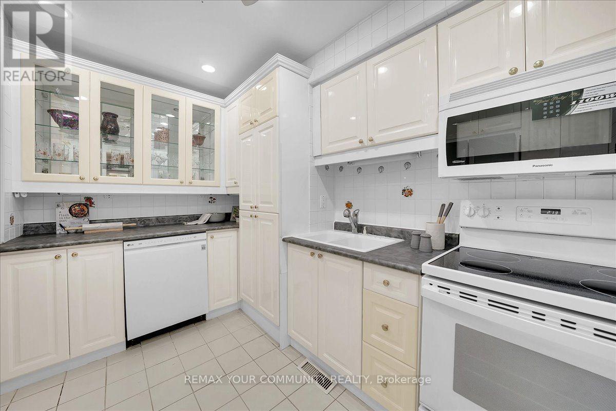 #56 50 BLACKWELL AVENUE - 9
