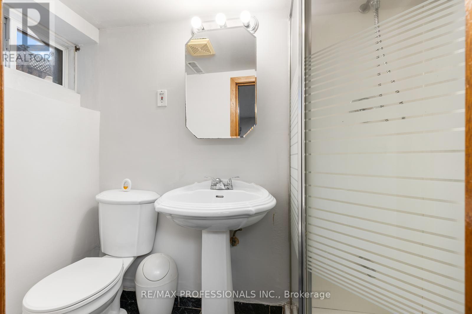 4 STANTON AVENUE - Image 17