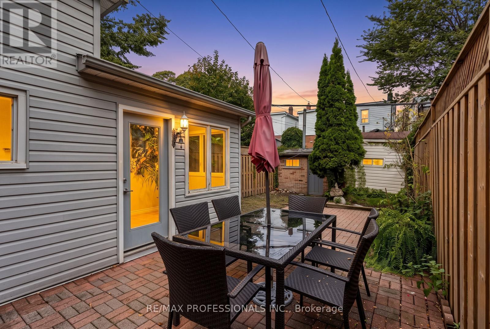 4 STANTON AVENUE - 20