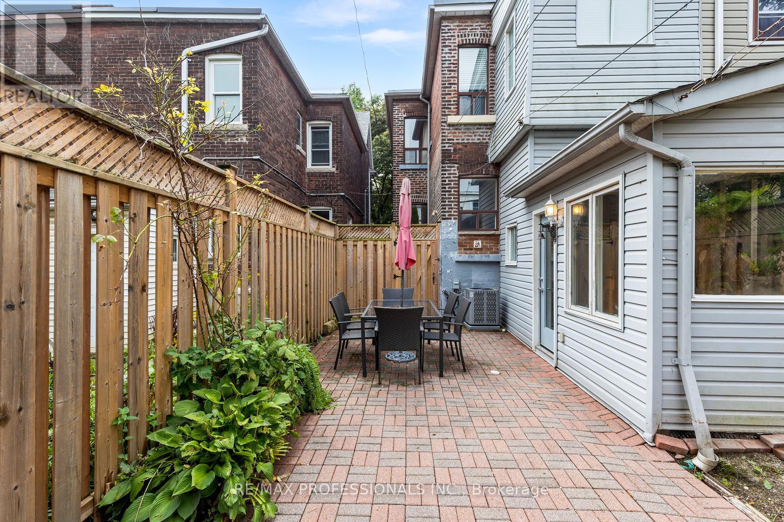 4 STANTON AVENUE - Image 24