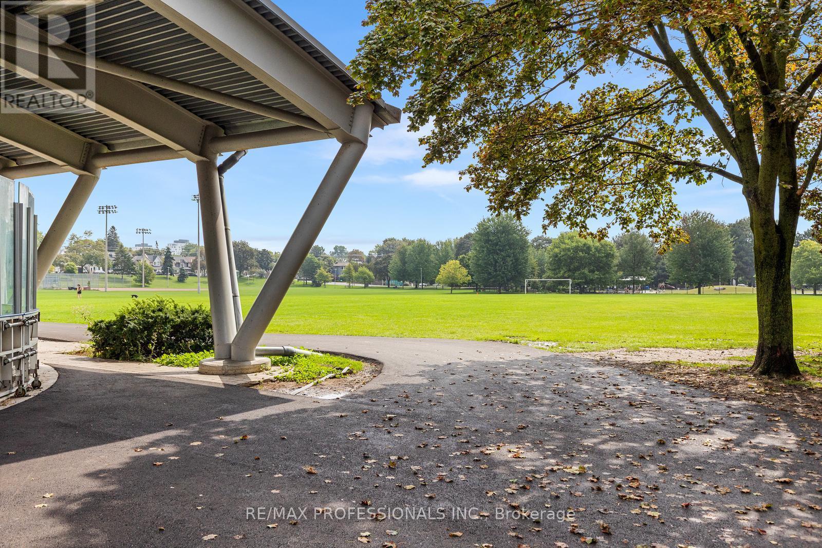 4 STANTON AVENUE - 26