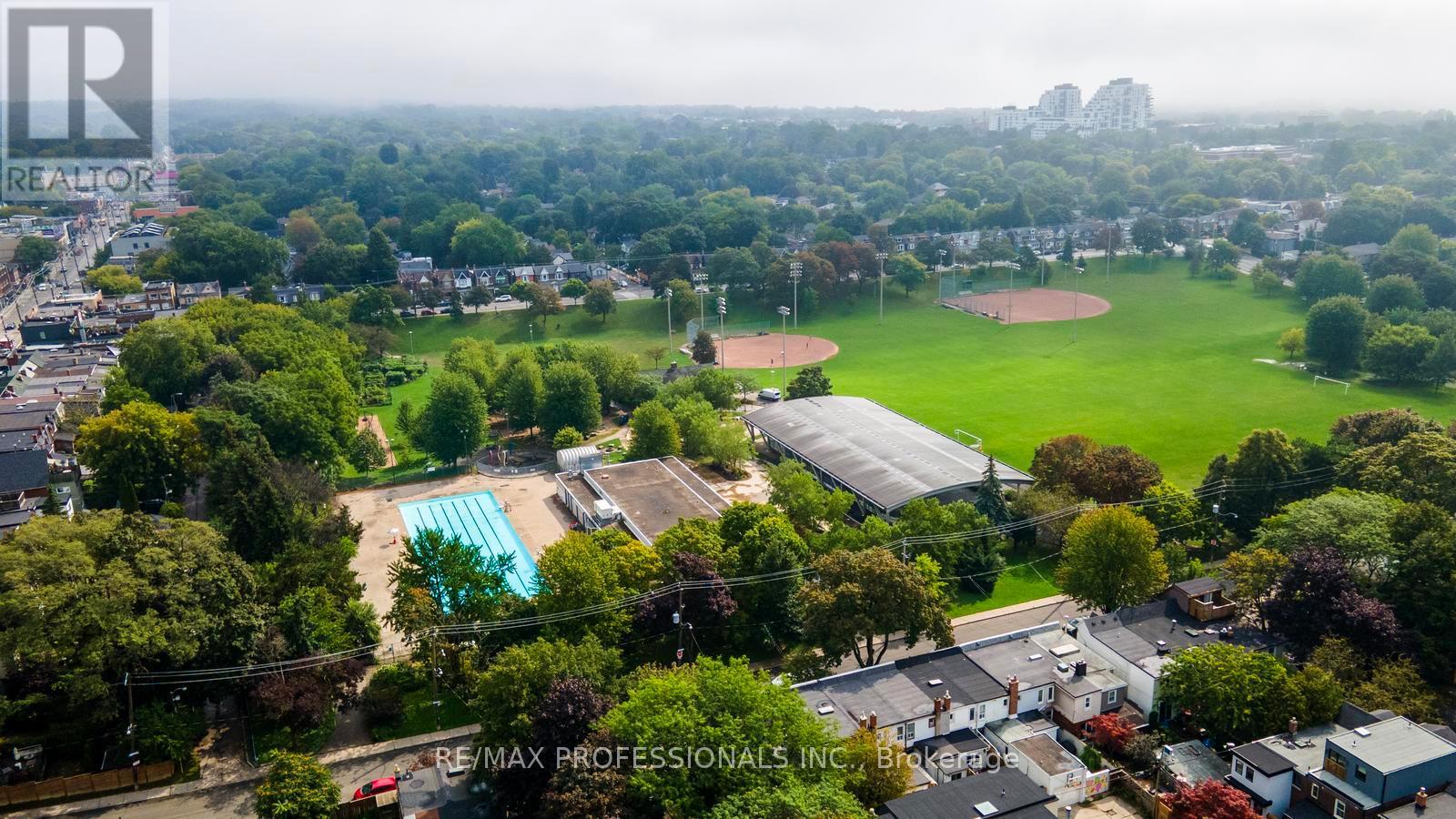 4 STANTON AVENUE - Image 30