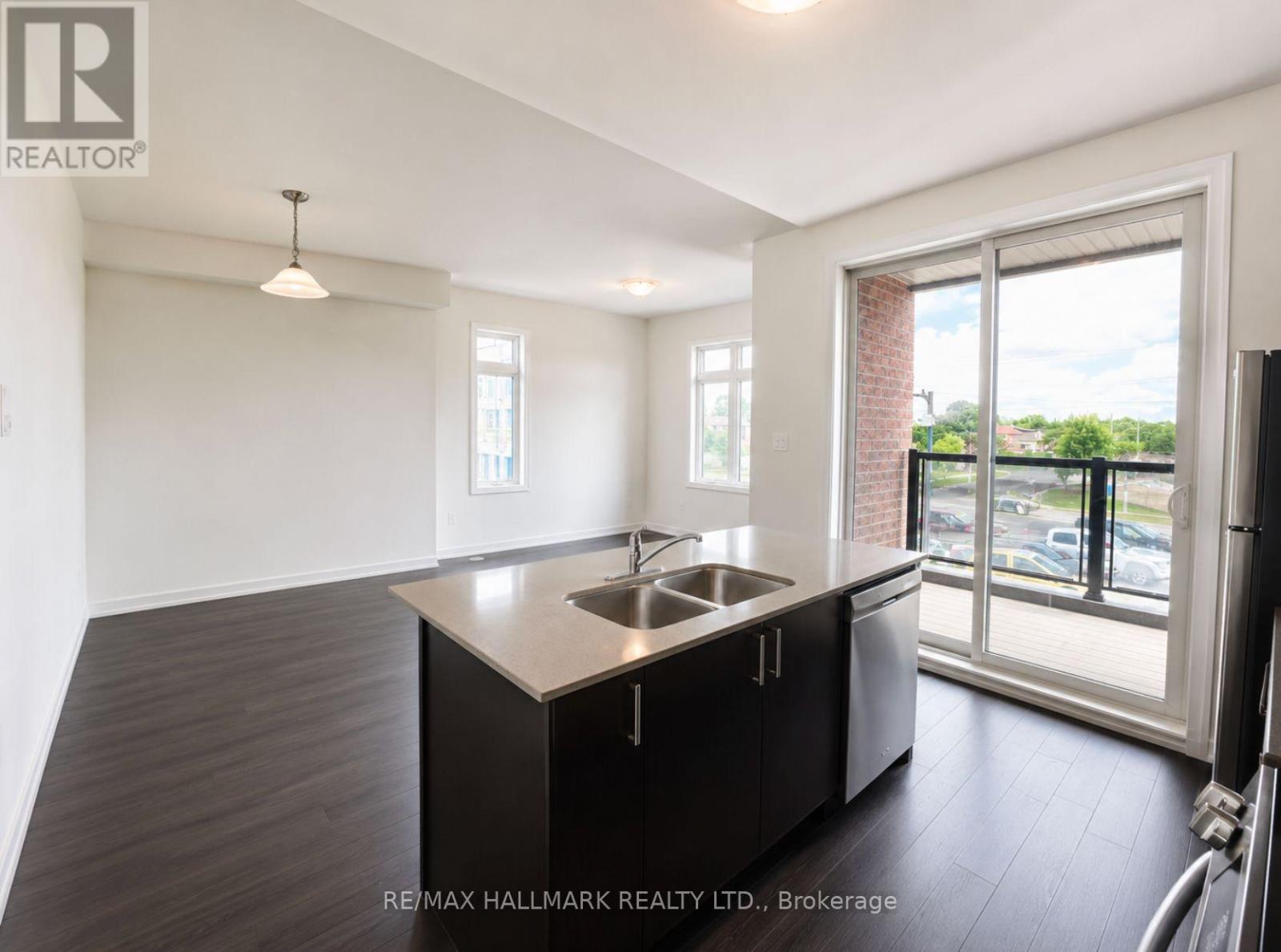 #101 1865 PICKERING PARKWAY S - Image 13