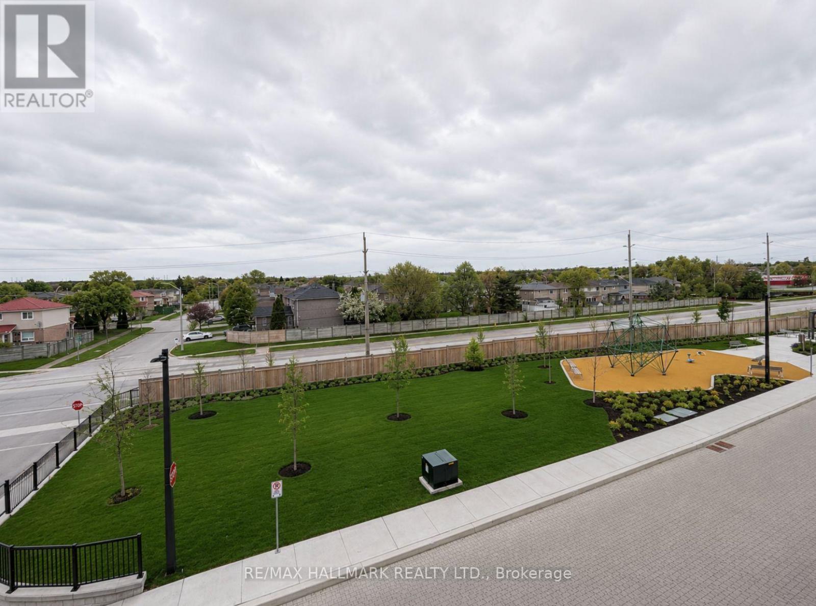 #101 1865 PICKERING PARKWAY S - Image 9
