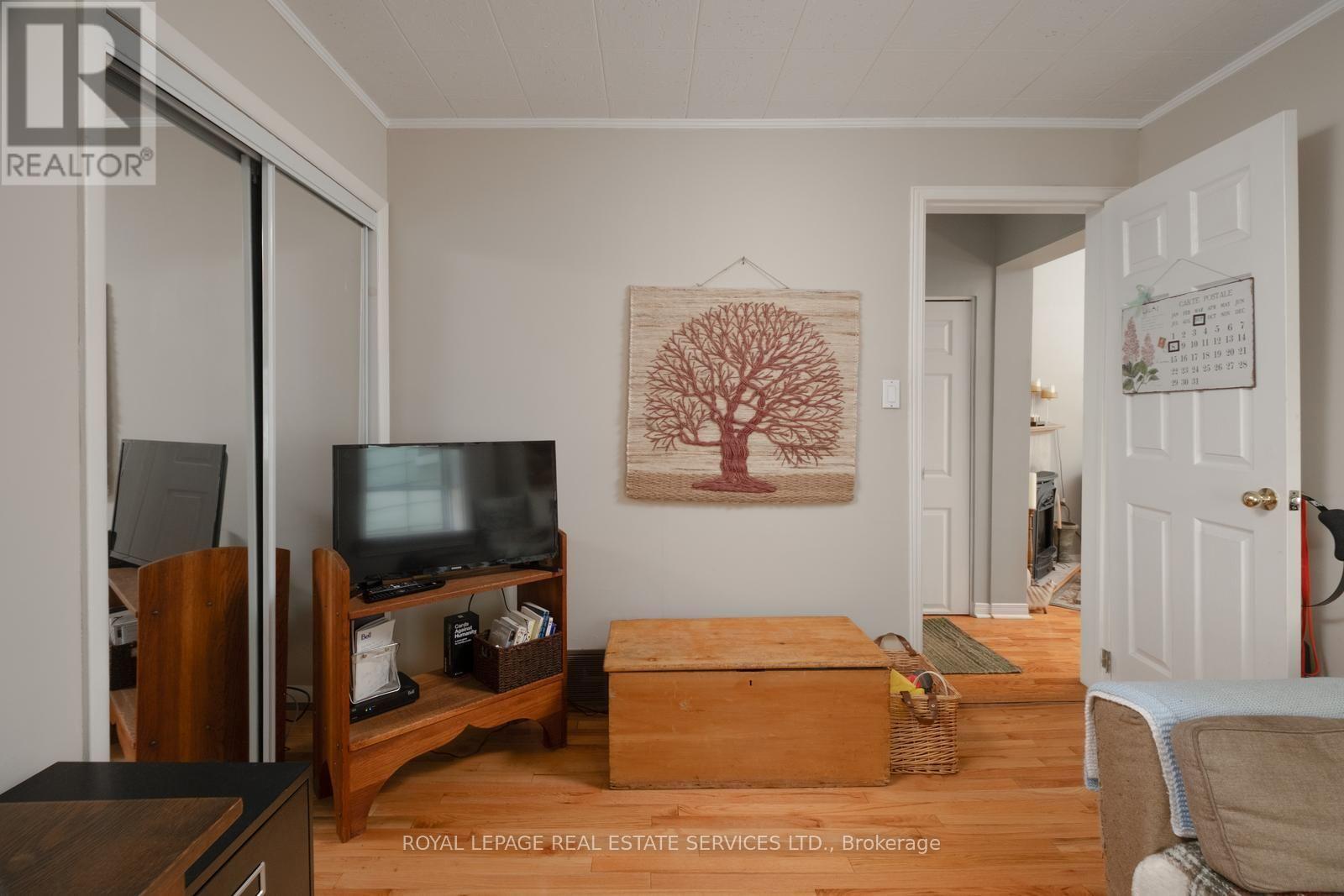 29 SHUDELL AVENUE - 14
