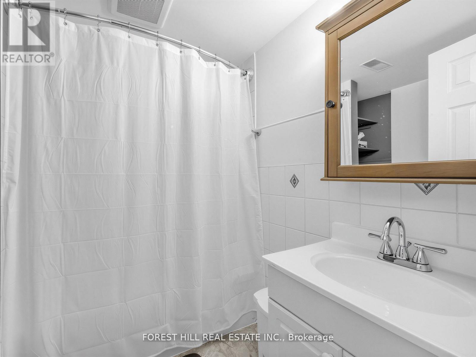 72 WOODGARDEN CRESCENT - Image 41