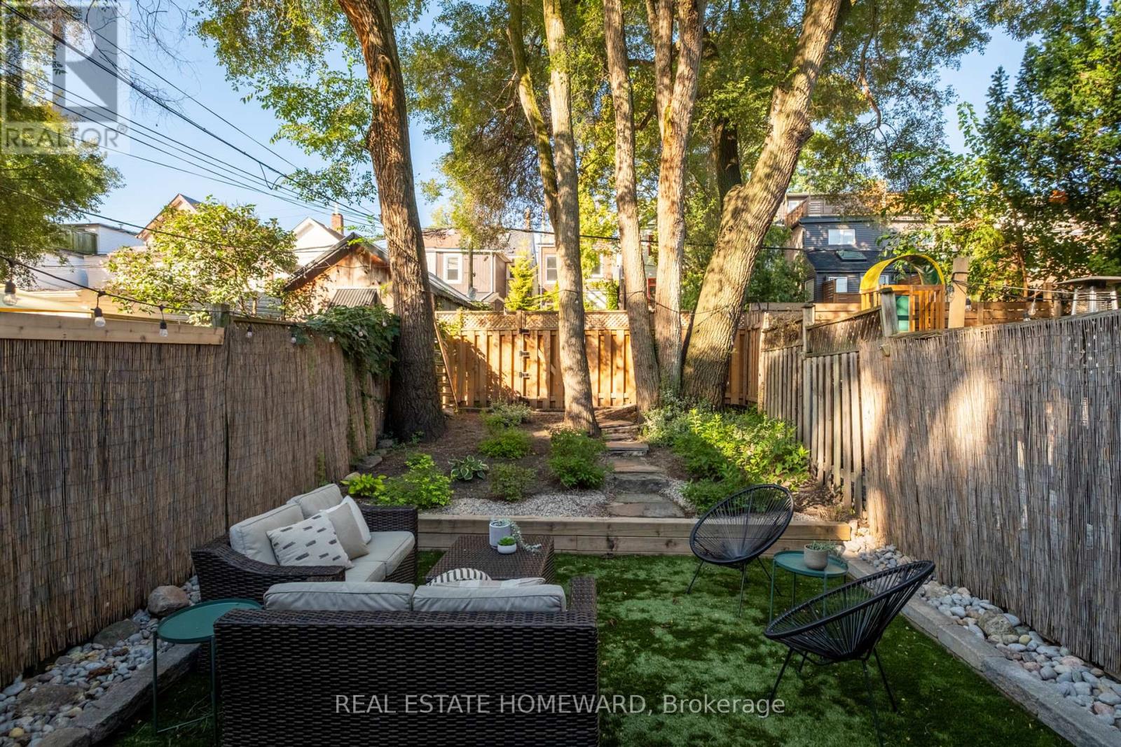 38 POUCHER STREET - 29