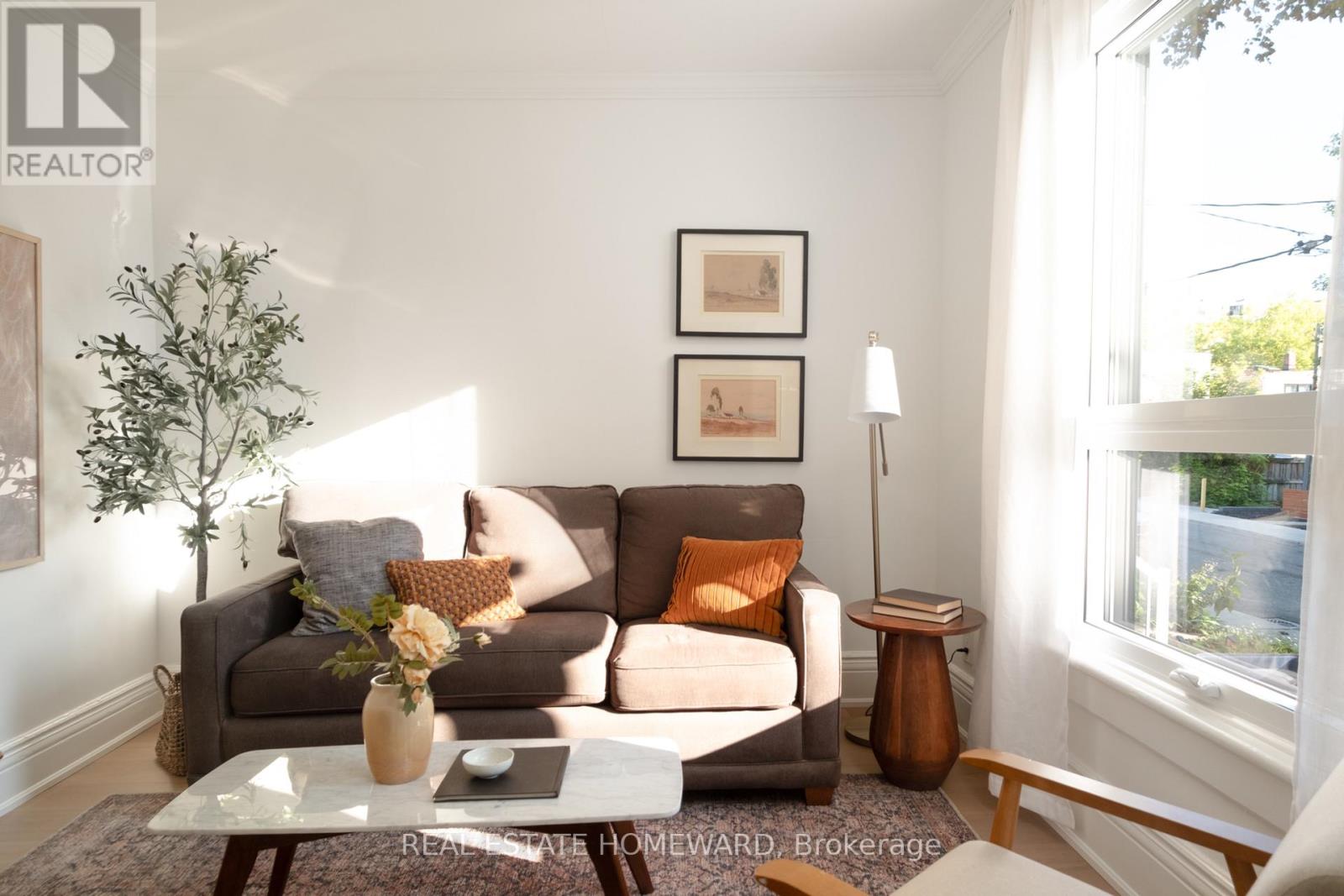 38 POUCHER STREET - 4