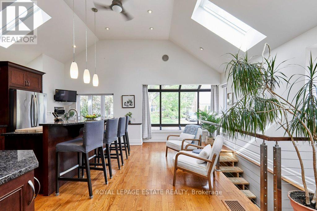 10 QUEENSGROVE ROAD - 2
