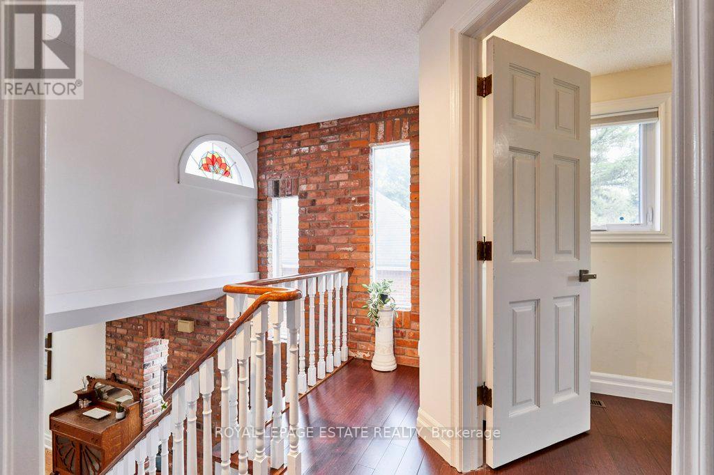 10 QUEENSGROVE ROAD - Image 25