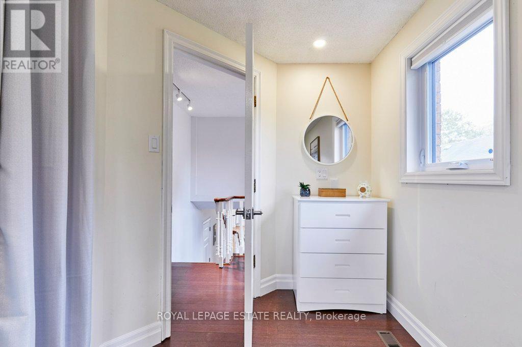 10 QUEENSGROVE ROAD - Image 32