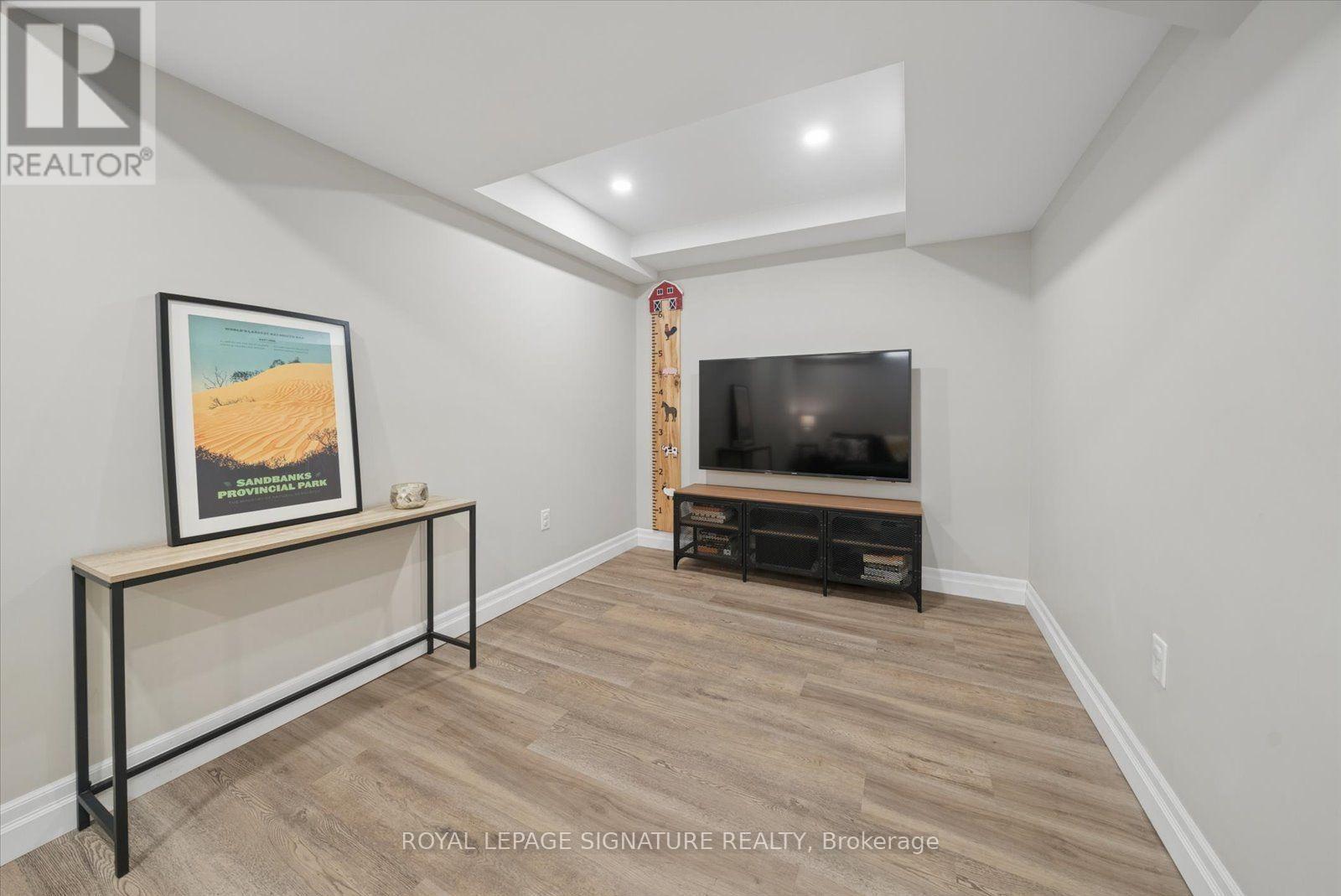 196 Mallory Street, Clarington, ON photo 32