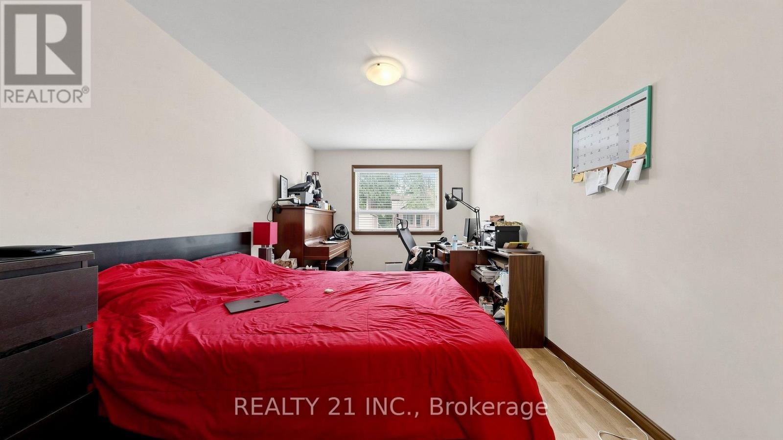 48 MEGAN AVENUE - Image 13