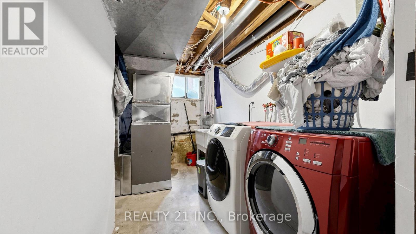 48 MEGAN AVENUE - Image 44
