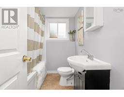 8 Rosedale Drive, Dartmouth, NS B3A1L8 Photo 13